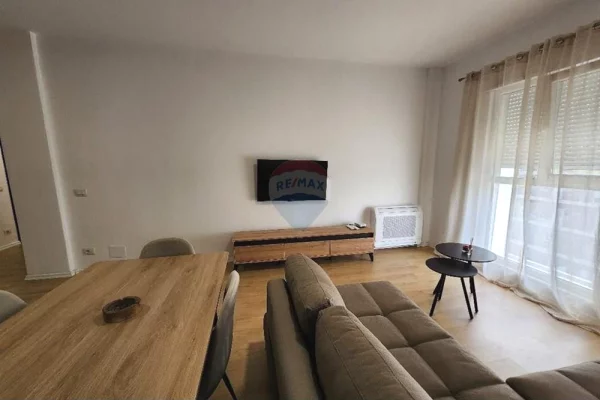 Shtepi me qera 2+1 ne Tirane - 500 Euro