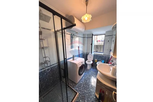 Shtepi me qera Apartament ne Tirane, 1+1, Mobilimi E mobiluar, Pagesa 47,000  Leke.