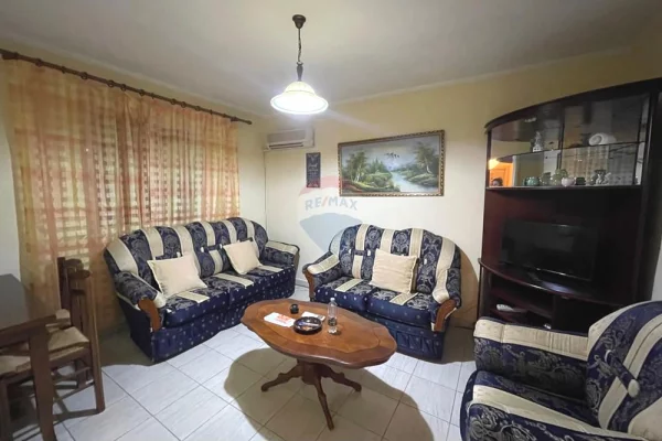 Shtepi ne shitje 1+1 ne Tirane - 105,000 Euro