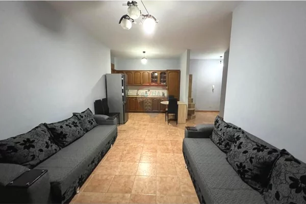 Shtepi me qera Apartament ne Tirane, 1+1, Mobilimi E mobiluar, Pagesa 50,000  Leke.
