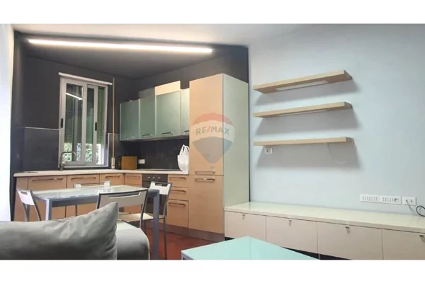 Shtepi me qera 1+1 ne Tirane - 620 Euro