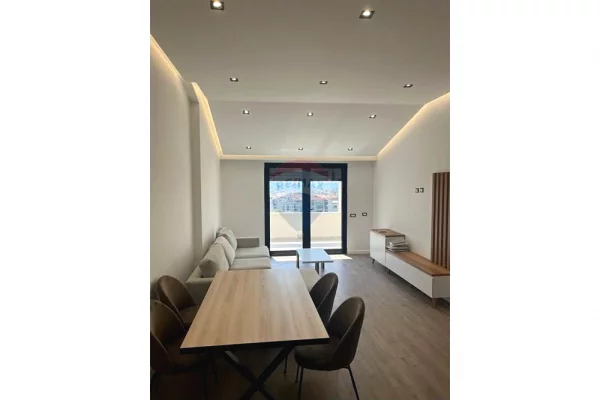 Shtepi me qera 2+1 ne Tirane - 520 Euro