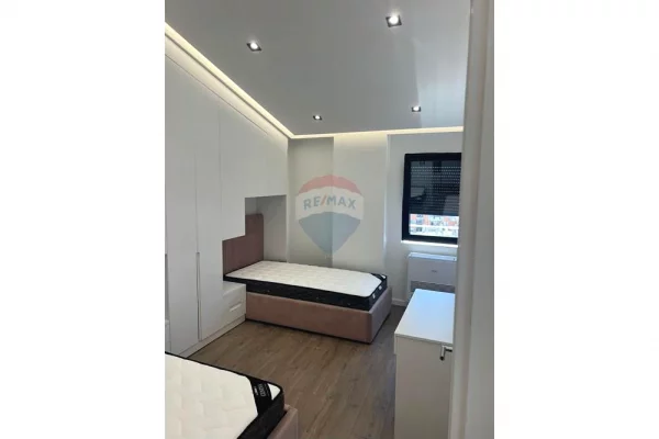 Shtepi me qera Apartament ne Tirane, 2+1, Mobilimi E mobiluar, Pagesa 520  Euro.