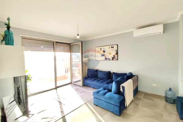 Shtepi me qera Apartament ne Tirane, 1+1, Mobilimi E mobiluar, Pagesa 700  Euro.