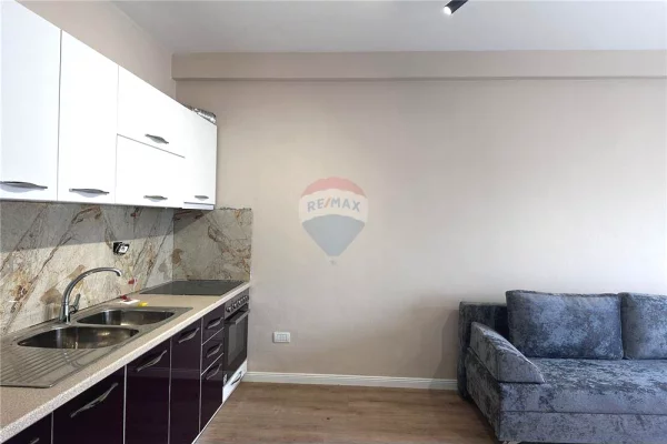 Shtepi me qera 1+1 ne Tirane - 46,000 Leke