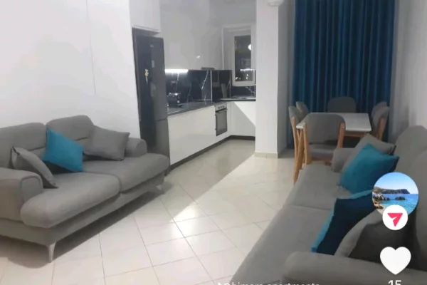 Shtepi me qera Apartament ne Himare, 2+1, Mobilimi E mobiluar, Pagesa 420  Euro.