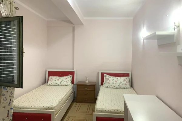 Shtepi me qera 2+1 ne Tirane - 600 Euro
