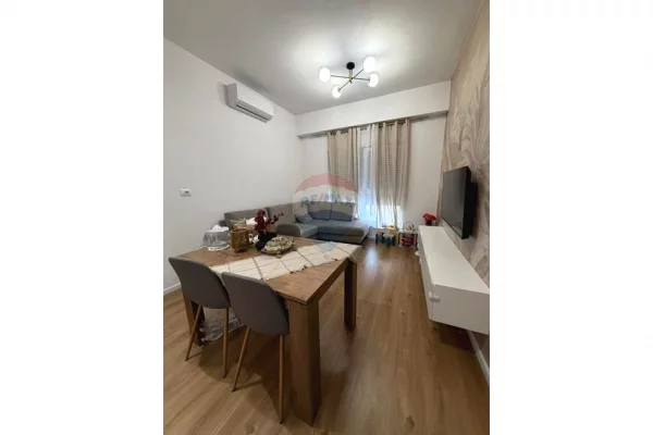 Apartment for sale in Tirana 1+1, Furnished