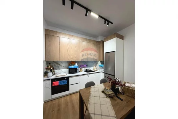 Apartment for sale in Tirana 1+1, Furnished
