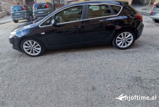Cars for sale in Durres - 4,000 Euro
