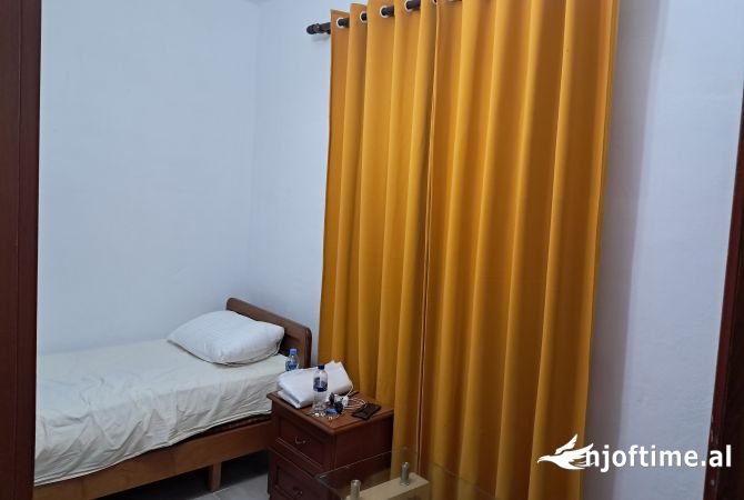 Shtepi me qera 2+1 ne Tirane - 400 Euro