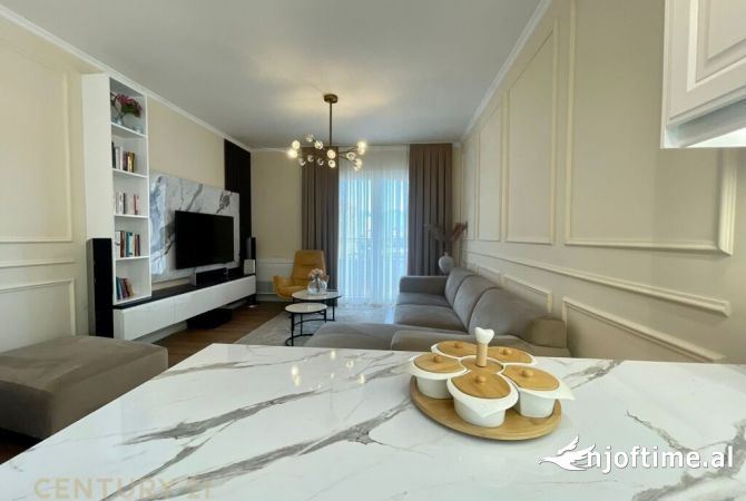 Shtepi me qera 2+1 ne Tirane - 1,200 Euro