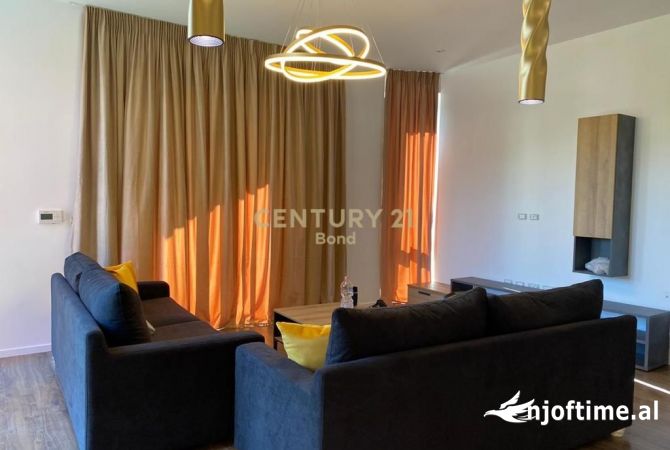 Shtepi me qera 2+1 ne Tirane - 1,300 Euro