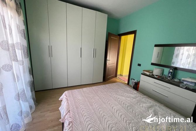 Vila per shitje ne zonen e Freskut, Tirane