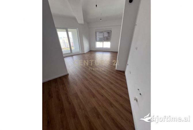 Shtepi ne shitje 2+1 ne Tirane - 131,000 Euro