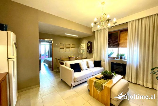 Shtepi me qera 3+1 ne Tirane - 1,000 Euro