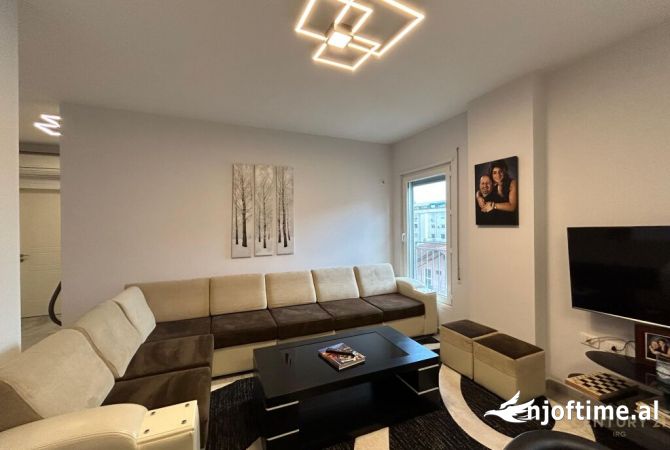 Shtepi me qera 2+1 ne Tirane - 1,100 Euro