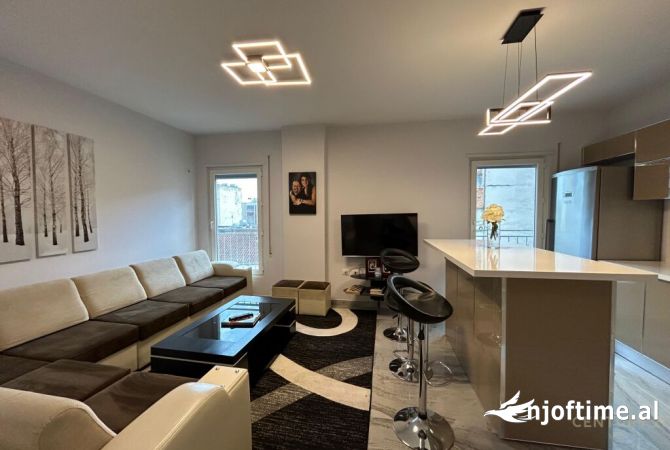 Casa in affitto 2+1 a Tirana - 1,100 Euro