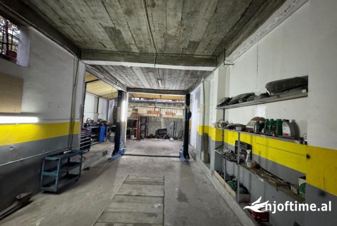 Ambient biznesi me qera 6+1 ne Tirane - 1,300 Euro