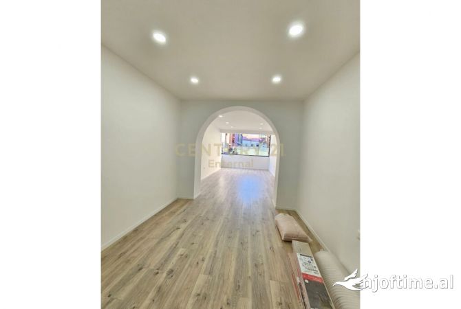Ambient biznesi me qera 1+1 ne Tirane - 700 Euro