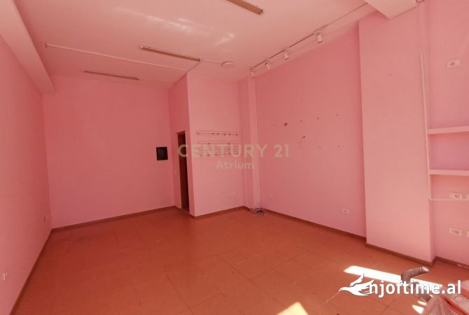 Ambient biznesi me qera 1+1 ne Tirane - 300 Euro