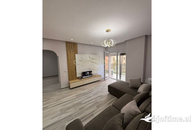 Shtepi me qera 2+1 ne Durres - 320 Euro