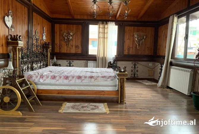 Shtepi ne shitje 3+1 ne Tirane - 270,000 Euro
