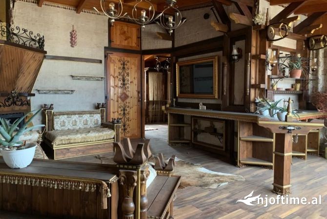 Shtepi ne shitje 3+1 ne Tirane - 270,000 Euro