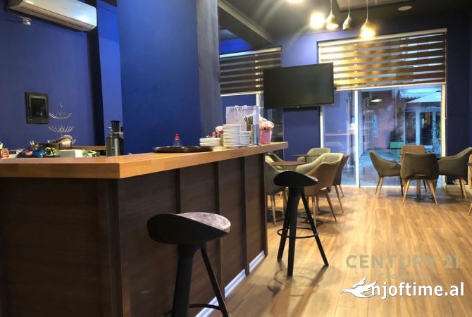 Ambient biznesi ne shitje 2+1 ne Tirane - 160,000 Euro