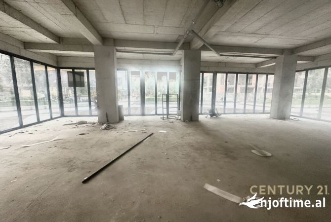 Ambient biznesi me qera 1+1 ne Tirane - 7,200 Euro