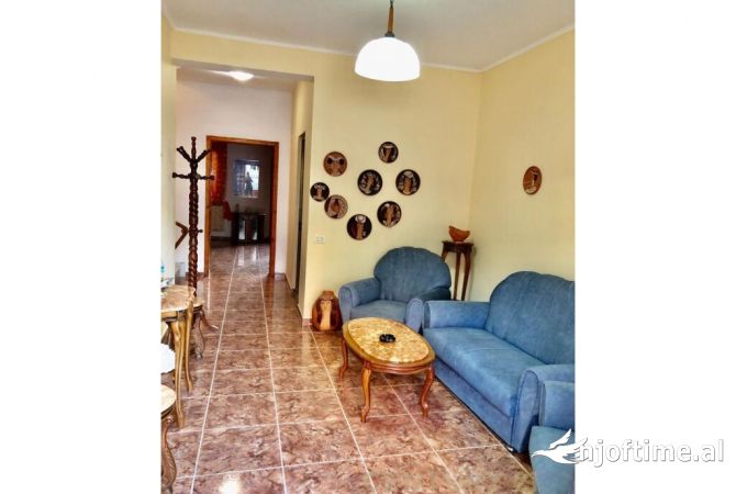 House for Rent 4+1 in Tirana - 1,000 Euro