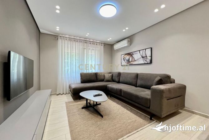 Shtepi me qera 3+1 ne Tirane - 1,000 Euro