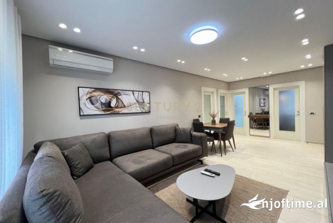 Shtepi me qera Apartament ne Tirane, 3+1, Mobilimi E mobiluar, Pagesa 1,000  Euro.