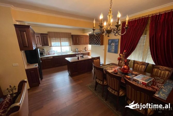 Shtepi me qera 3+1 ne Tirane - 850 Euro