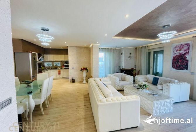Casa in vendita 3+1 a Tirana - 270,000 Euro