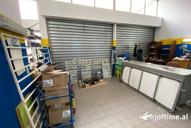 Ambient biznesi me qera 6+1 ne Tirane - 1,000 Euro