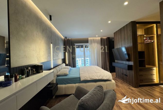 Shtepi ne shitje Apartament ne Tirane, 2+1, Mobilimi E mobiluar, Pagesa 155,000  Euro.