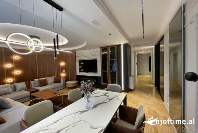 Shtepi me qera Apartament ne Tirane, 2+1, Mobilimi E mobiluar, Pagesa 2,000  Euro.