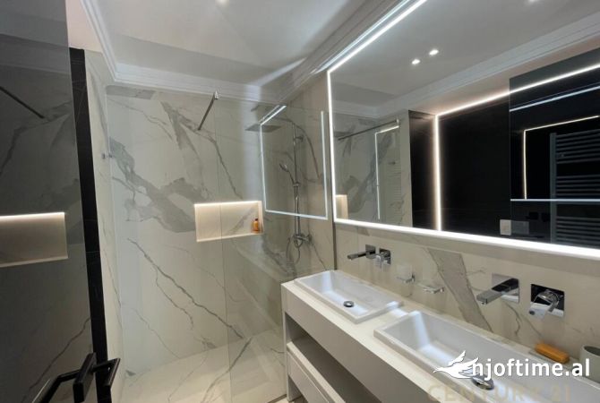 Shtepi me qera Apartament ne Tirane, 2+1, Mobilimi E mobiluar, Pagesa 2,000  Euro.