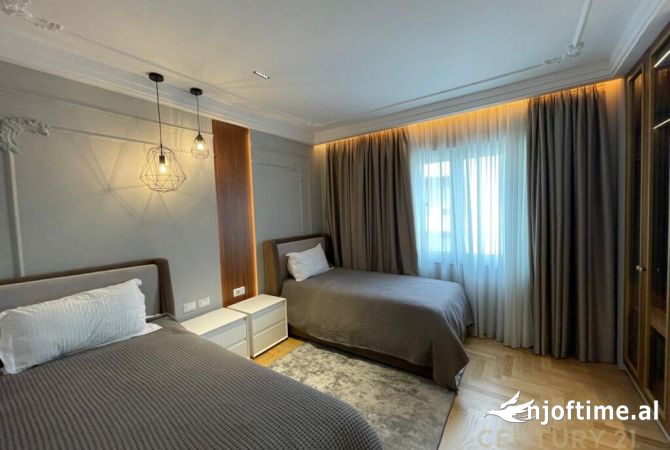 Shtepi me qera Apartament ne Tirane, 2+1, Mobilimi E mobiluar, Pagesa 2,000  Euro.