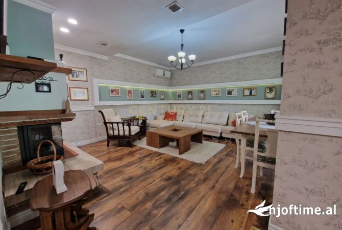 Shtepi ne shitje Apartament ne Tirane, 5+1, Mobilimi E mobiluar, Pagesa 360,000  Euro.