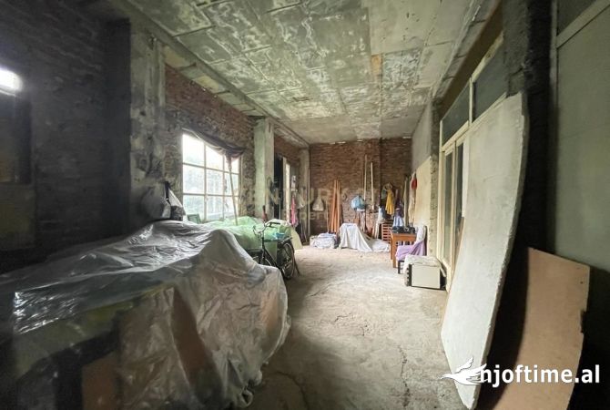 Casa in vendita 4+1 a Tirana - 150,000 Euro