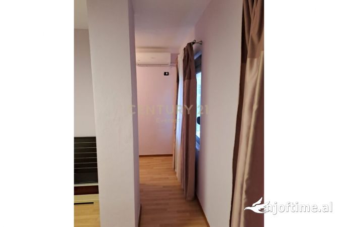 Shtepi me qera 2+1 ne Tirane - 650 Euro