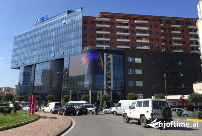 Shtepi me qera 3+1 ne Tirane - 1,100 Euro