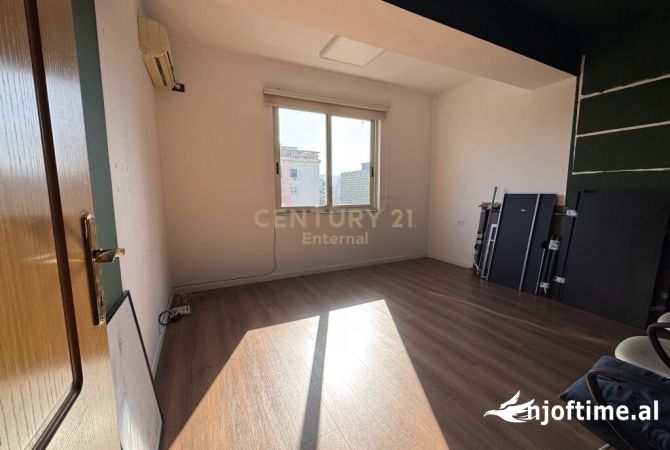 Apartment for rent in Tirana 3+1, In Part