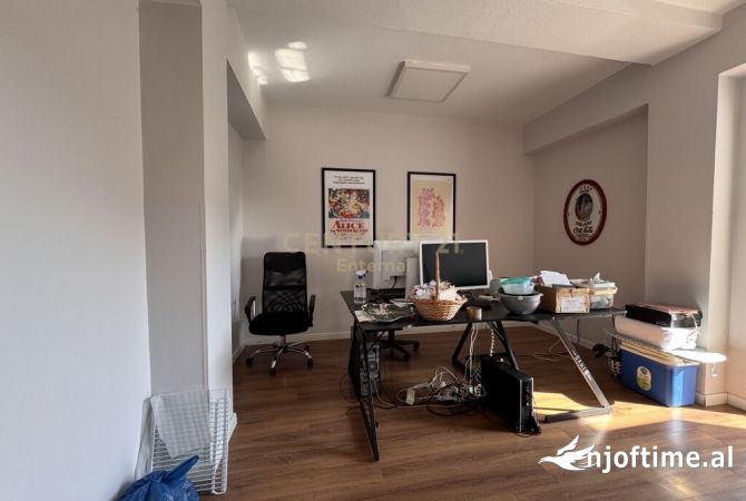 Apartment for rent in Tirana 3+1, In Part