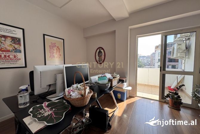 Apartment for rent in Tirana 3+1, In Part