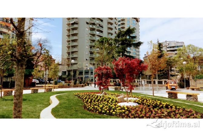 Ambient biznesi me qera 3+1 ne Tirane - 1,500 Euro