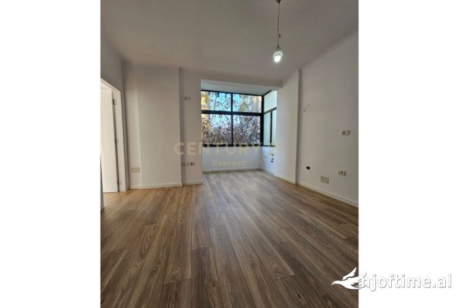 Casa in vendita 1+1 a Tirana - 112,000 Euro