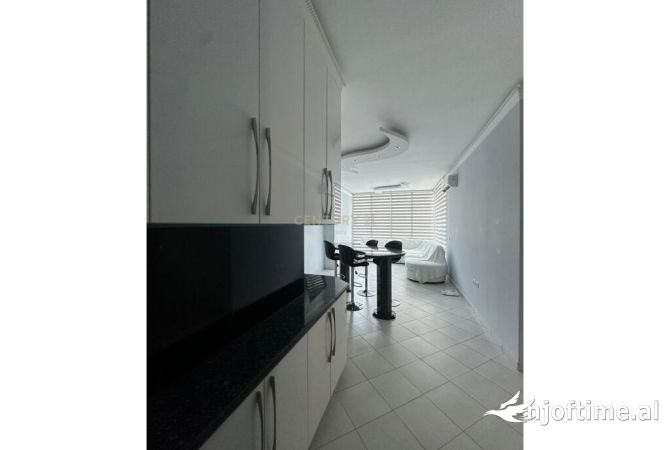 Shtepi me qera 3+1 ne Tirane - 800 Euro